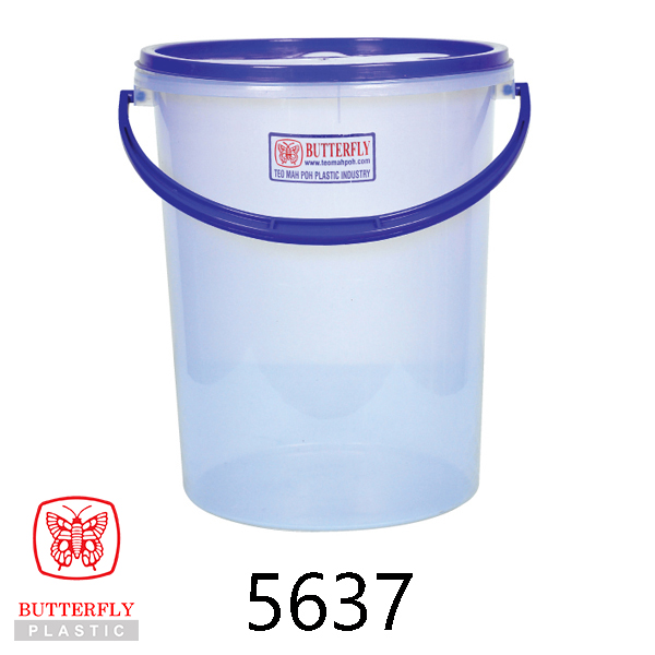 Plastic Food & Water Container with Handle